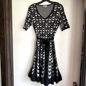 Roz & Ali Fit and Flare Short Sleeve Knit Sweater Midi Dress